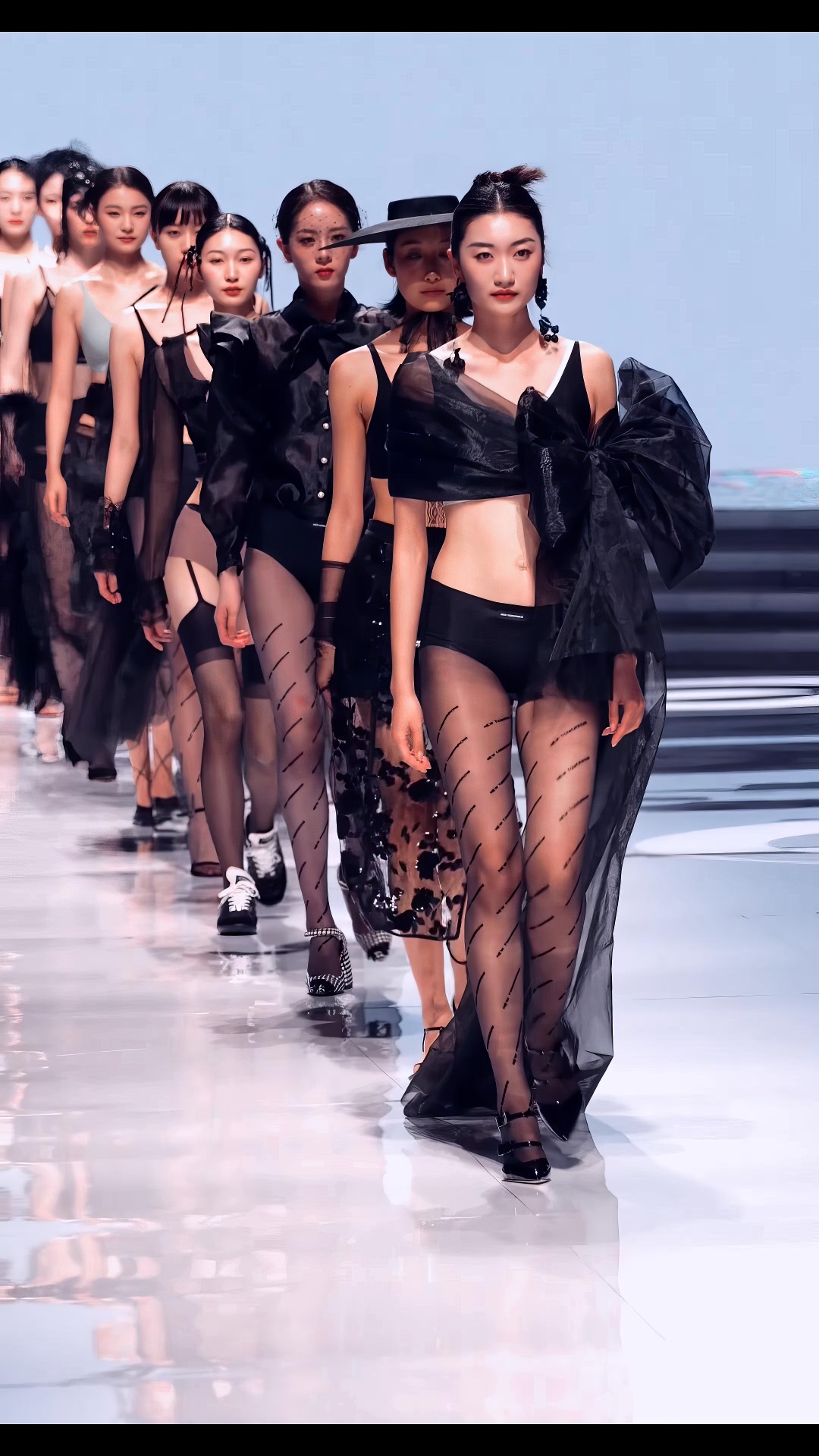 NOVENDREAM-4K无水印高质量时装短视频花絮👗-NOVENDREAM