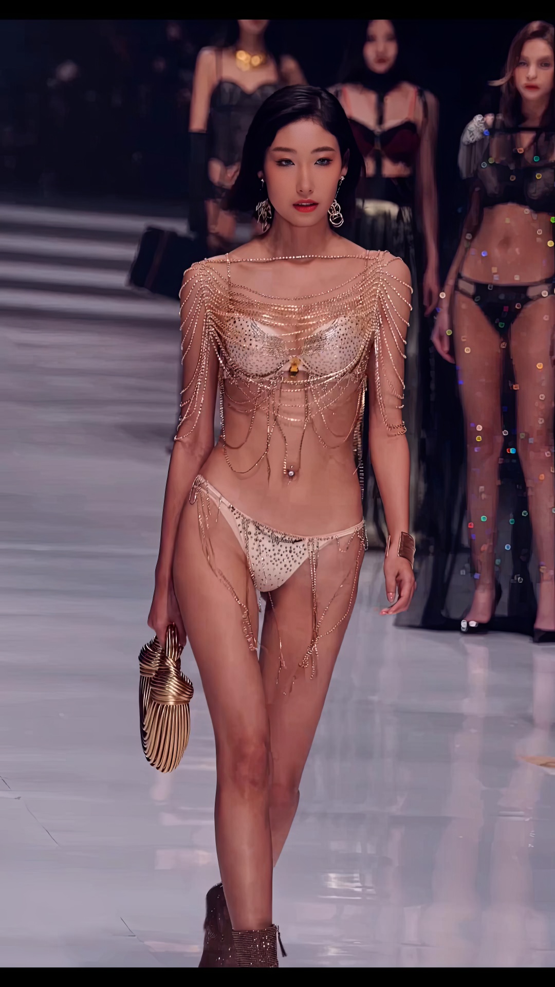 图片[3]-NOVENDREAM-4K无水印高质量时装短视频花絮👗-NOVENDREAM