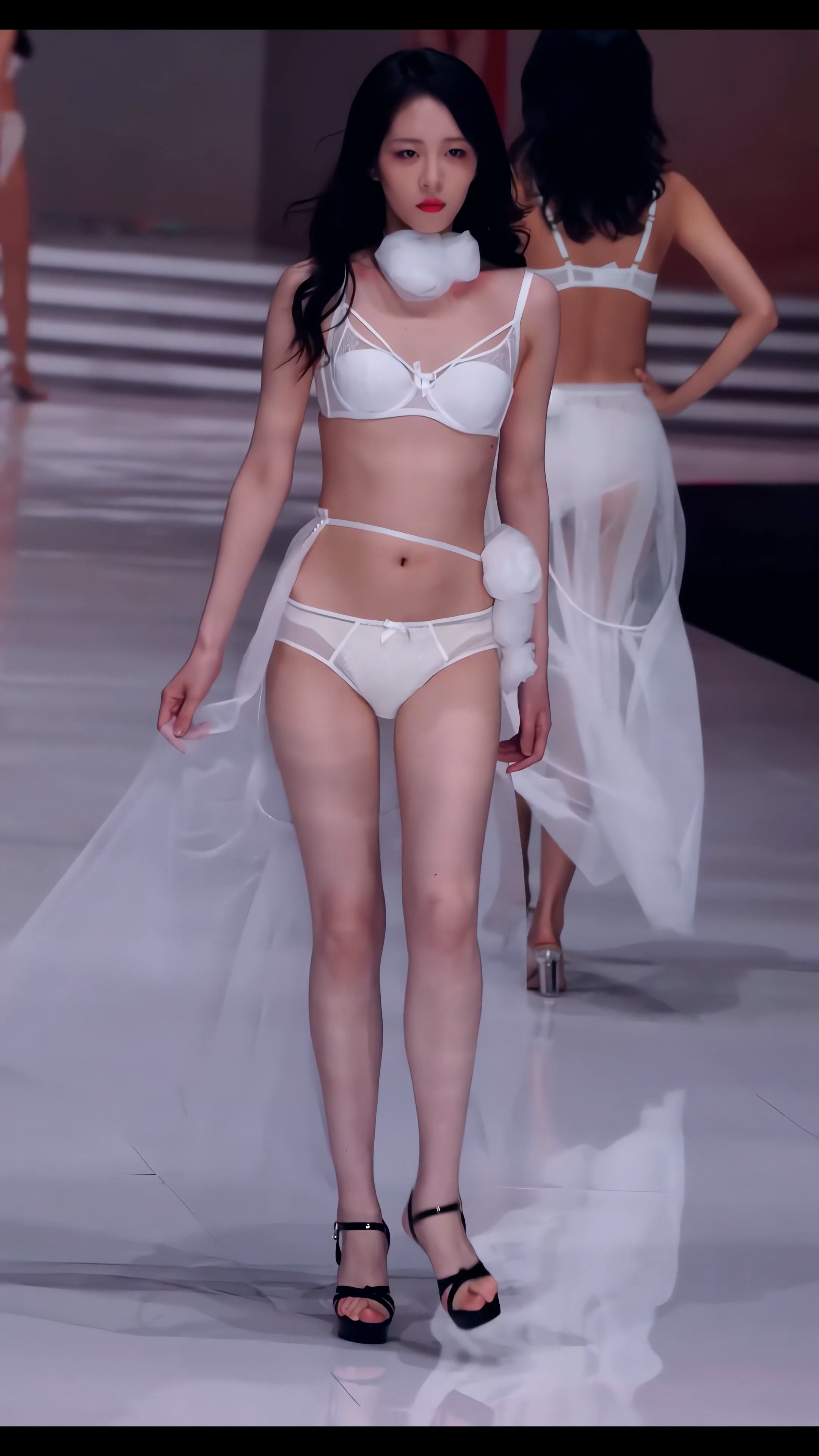 NOVENDREAM-4K无水印高质量时装短视频👗-NOVENDREAM