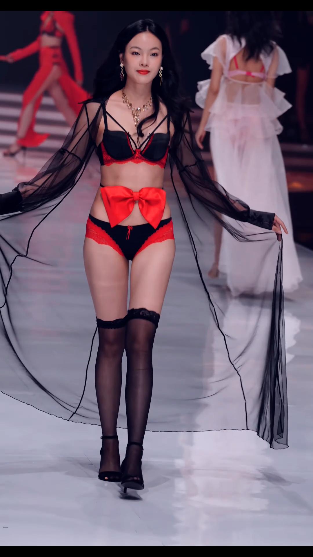 NOVENDREAM-4K无水印高质量时装短视频👗-NOVENDREAM